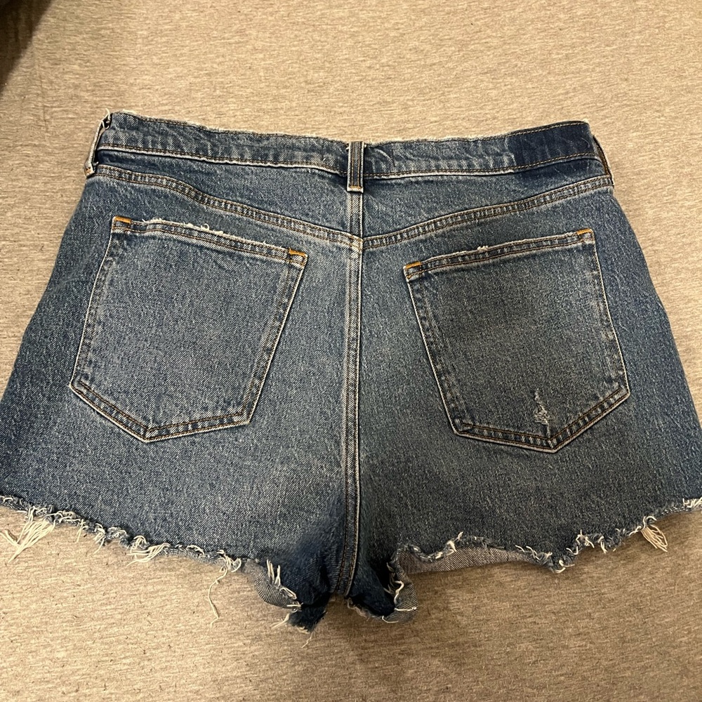 Abercrombie High Rise Mom Short - Picture 5 of 5